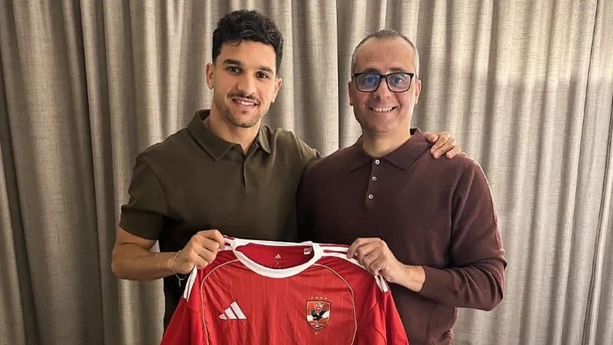 رسميًا.. الأهلي يعلن التعاقد مع الجزائري منصف بقرار لمدة 3 مواسم