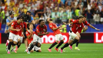 لاعب الأهلي مهدد بالإيقاف خلال مباراة مصر والأرجنتين في كأس العالم