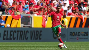 موقف بلعمري من المشاركة في مباراة المغرب أمام فرنسا
