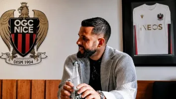 مفاجأة في الأهلي.. إمام عاشور يتخذ قرارًا مفاجئًا بشأن آدم وطني ثم يتراجع