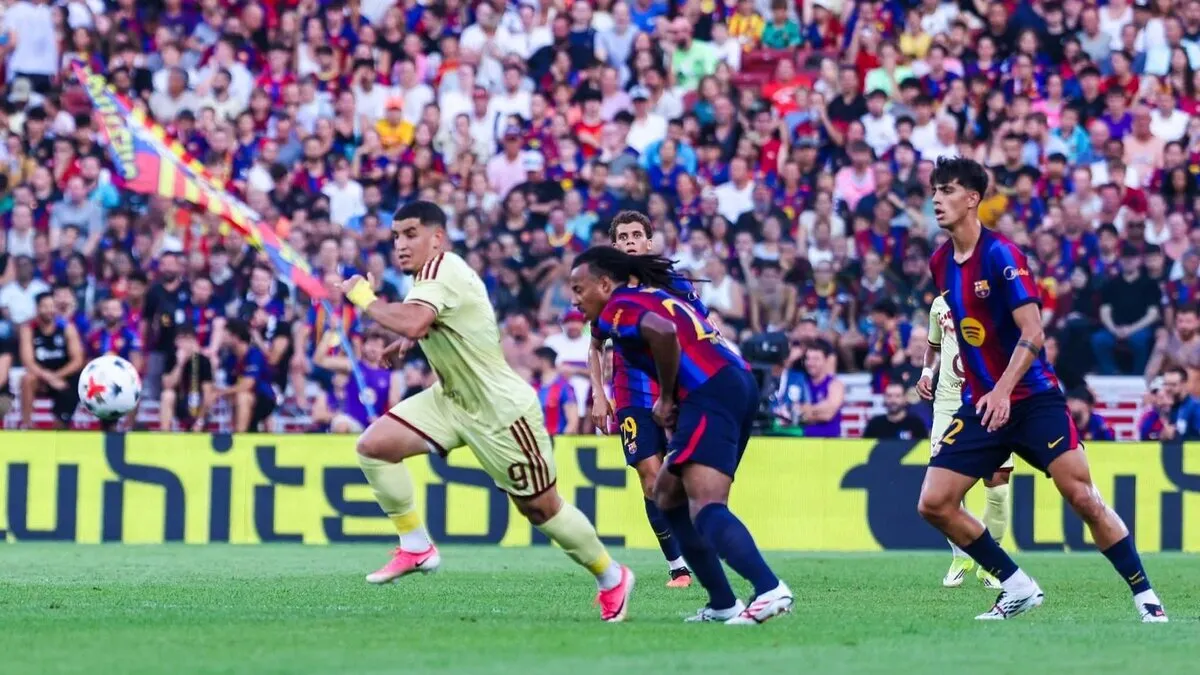 تألق حمزة عبد الكريم و زيزو.. الأهلي يخسر أمام برشلونة 2-1 في كأس خوان جامبر