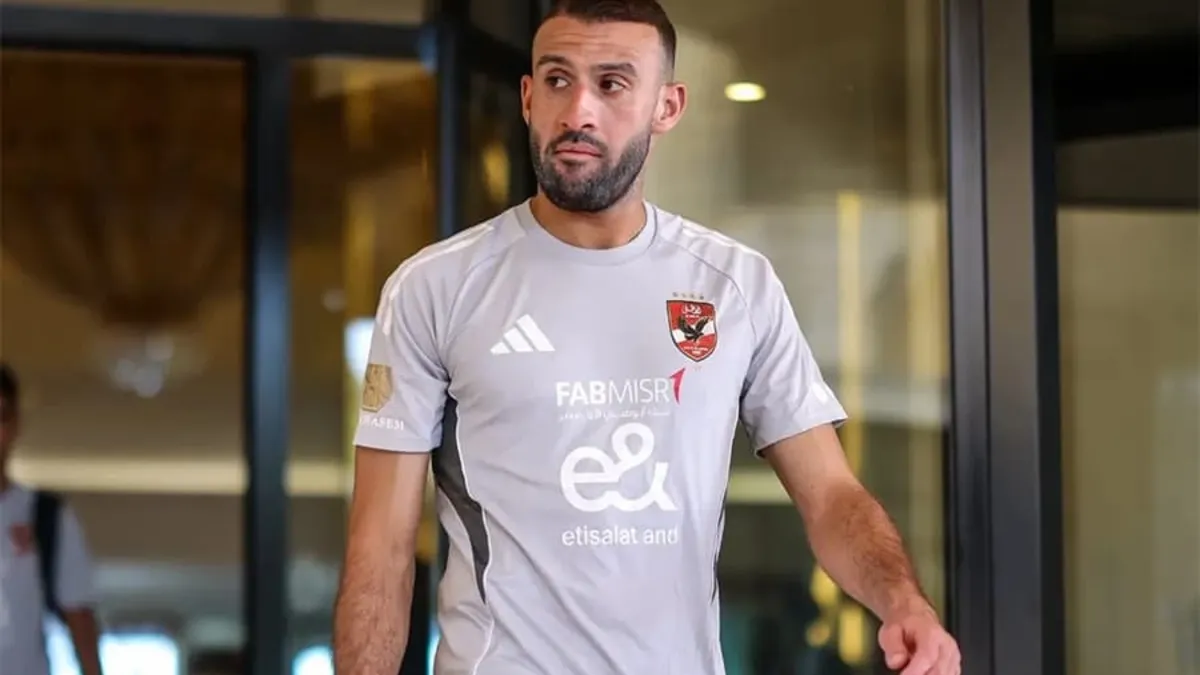 المصري يحسم موقفه من التعاقد مع عمر كمال عبد الواحد