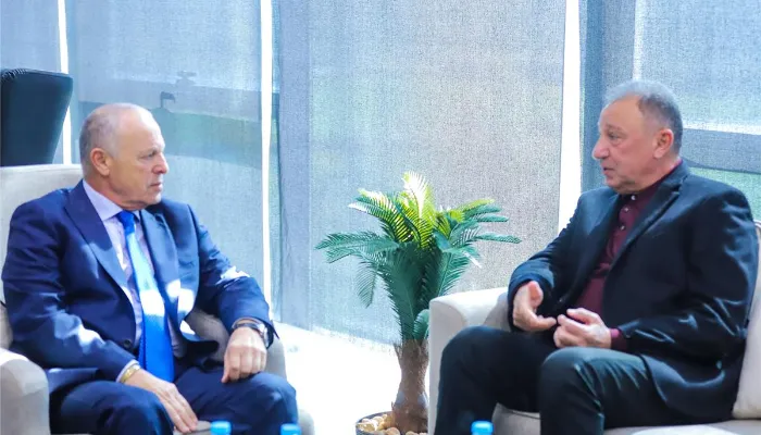 كواليس فشل ياسين منصور في إخماد الصراع الخفي بين الخطيب وهاني أبو ريدة