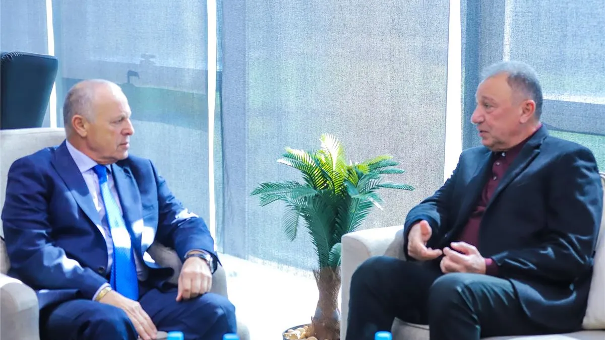 كواليس فشل ياسين منصور في إخماد الصراع الخفي بين الخطيب وهاني أبو ريدة