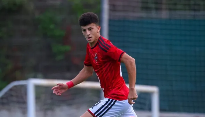 سبب غياب علي محمود عن مباراة الأهلي وبرشلونة بكأس خوان جامبر