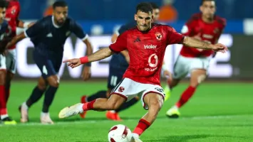 ألبوم صور | كواليس ريمونتادا الأهلي أمام الشرقية إنبي في الدوري المصري
