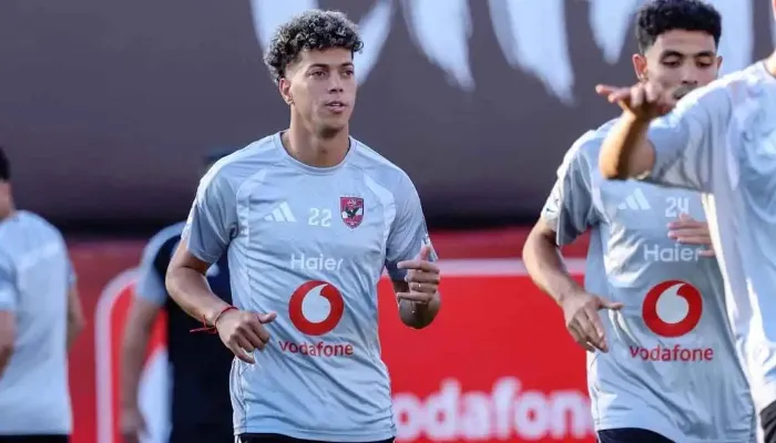 هل يلحق إمام عاشور بمباراة الأهلي وزد في الدوري المصري؟
