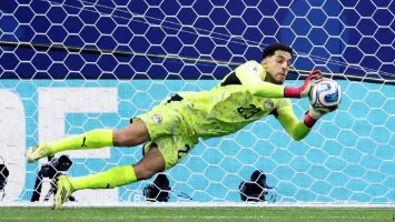 الأهلي يرد على طلب مصطفى شوبير بشأن شرط الاحتراف