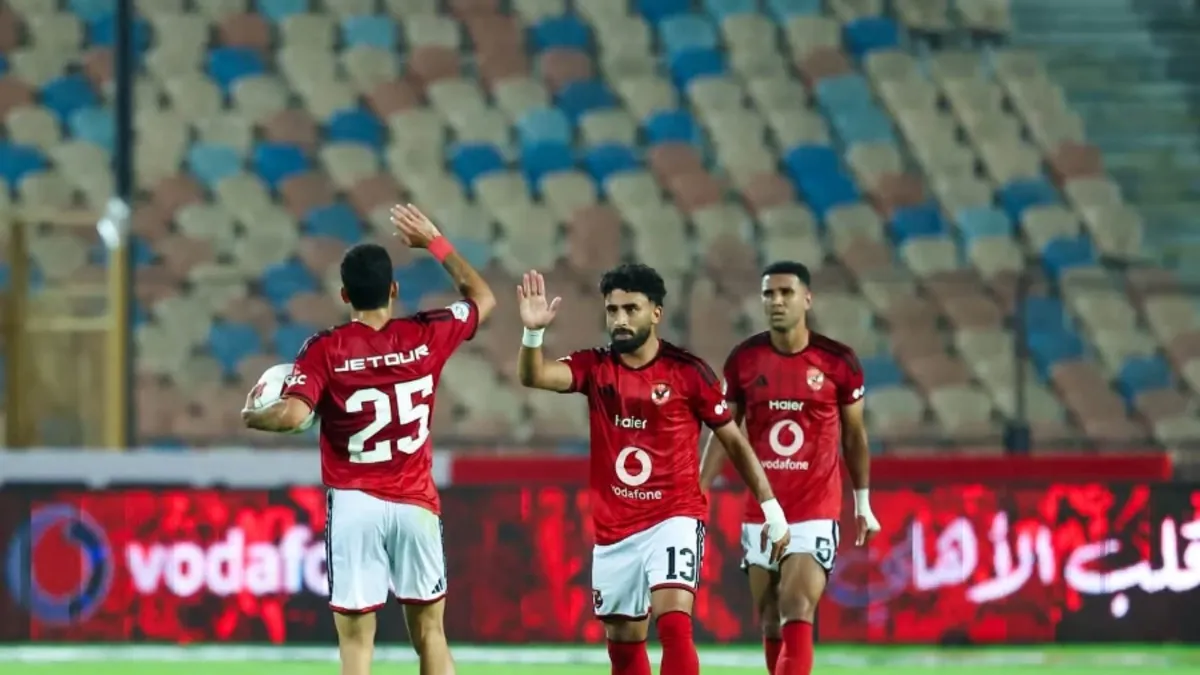 من بينهم صفقتين.. 6 لاعبين يدخلون حسابات عموتة في مباراة الأهلي أمام زد