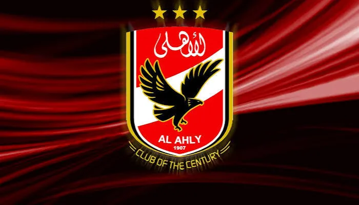 الأهلي يوقع عقد إنشاء فرع سوهاج الجديدة