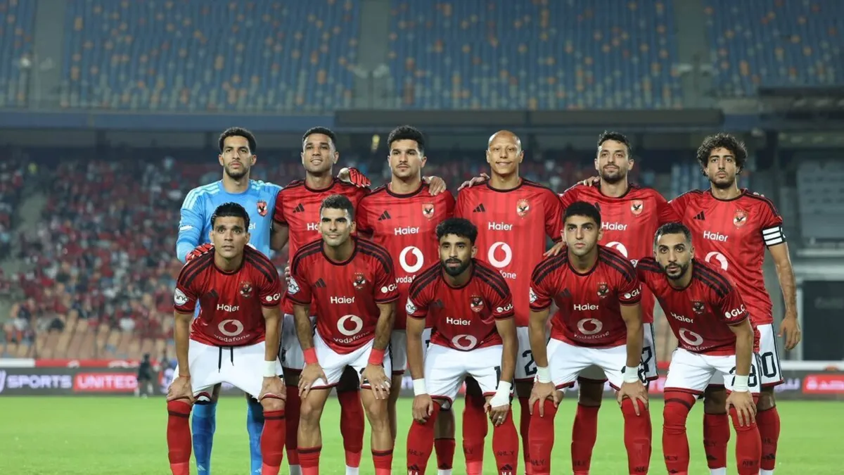 بعد حسم ملف إمام عاشور.. الأهلي يجدد عقد لاعب الفريق