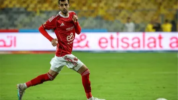 الأهلي يعلن نتيجة جراحة الرباط الصليبي لـ يوسف بلعمري