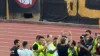 فيديو| "البنت البيضا بتضايق ".. هتاف جماهير الأهلي لـ إمام عاشور قبل مباراة زد