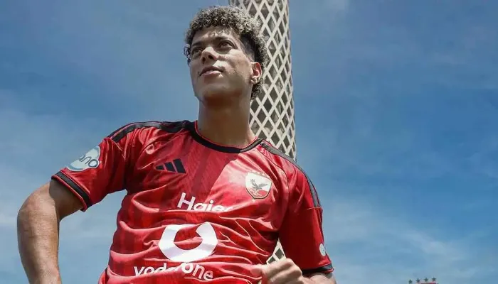 غيابات الأهلي أمام سموحة في الدوري المصري.. موقف إمام عاشور