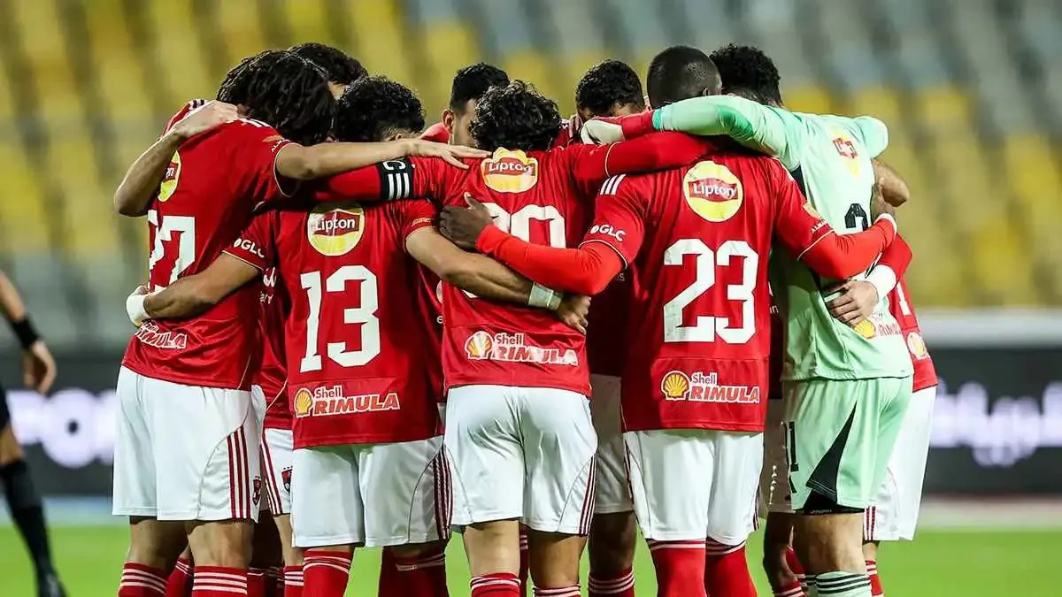 بعد بادالونا.. الأهلي يتفق على مواجهة فريق إسباني جديد