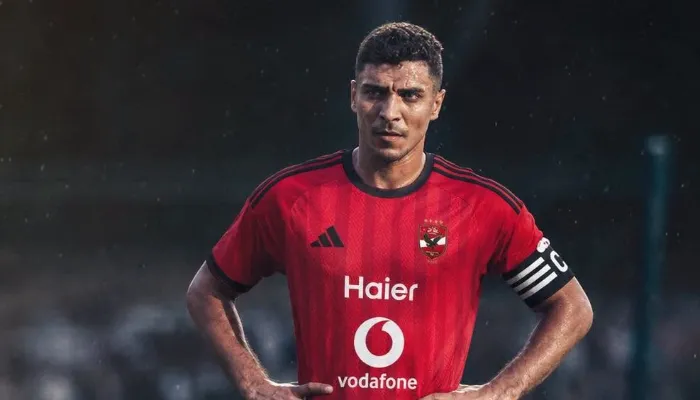 ليس محمد شريف.. مهاجم الأهلي قد يرحل قبل معسكر إسبانيا