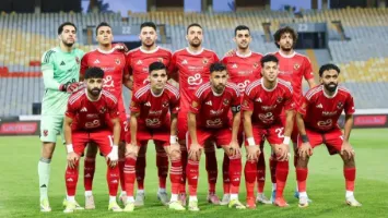 كواليس وديتي الأهلي خلف الأبواب المغلقة.. لاعب "مرعب" وأداء صادم وأخطاء دفاعية