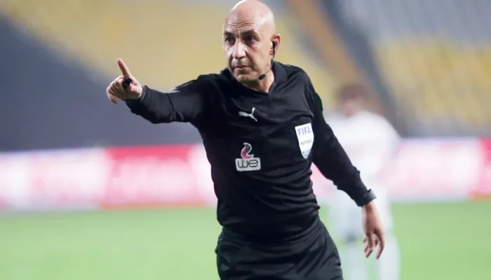 محمد عادل يكشف كواليس صادمة بين عصام عبد الفتاح ومحمود وفا بعد مباراة الأهلي وسيراميكا