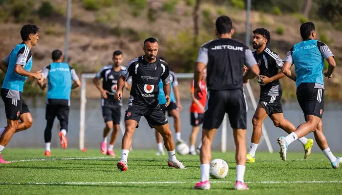 مفاجأة | لولا إيقاف القيد.. لاعب الأهلي كان سينتقل إلى الزمالك