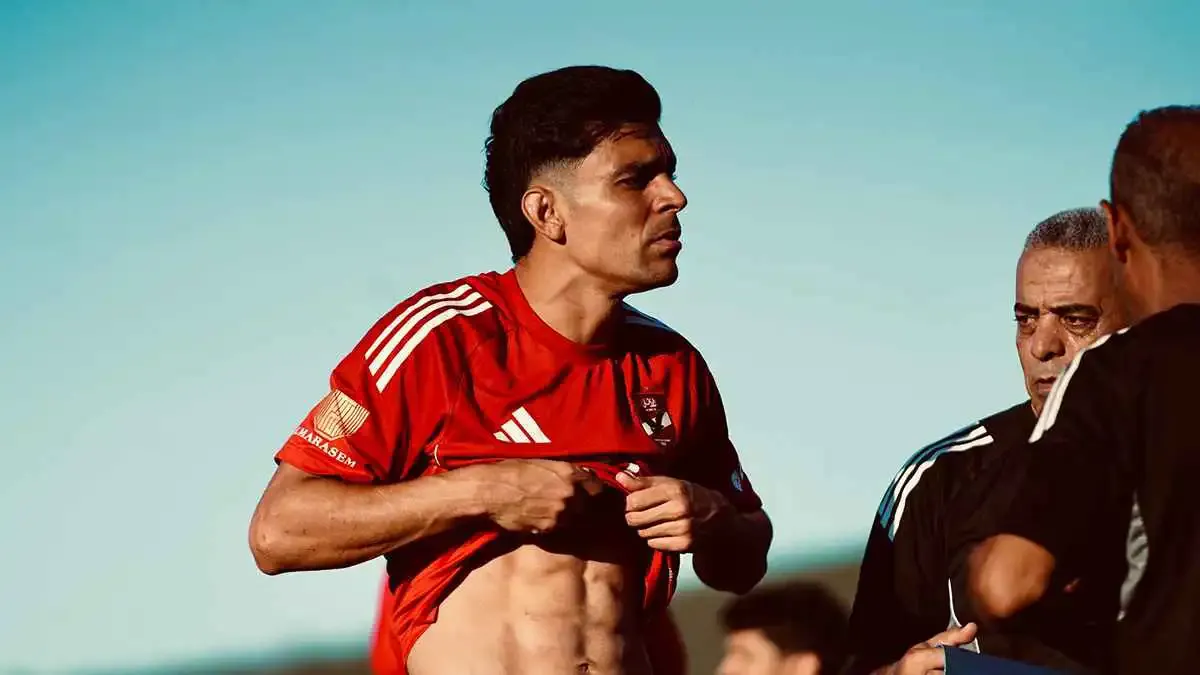 الأهلي يجهز مكافأة لـ أشرف بن شرقي بعد تألقه في الدوري المصري