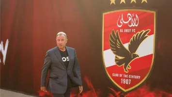 الخطيب يجتمع بـ عموتة بعد التعادل مع المقاولون العرب