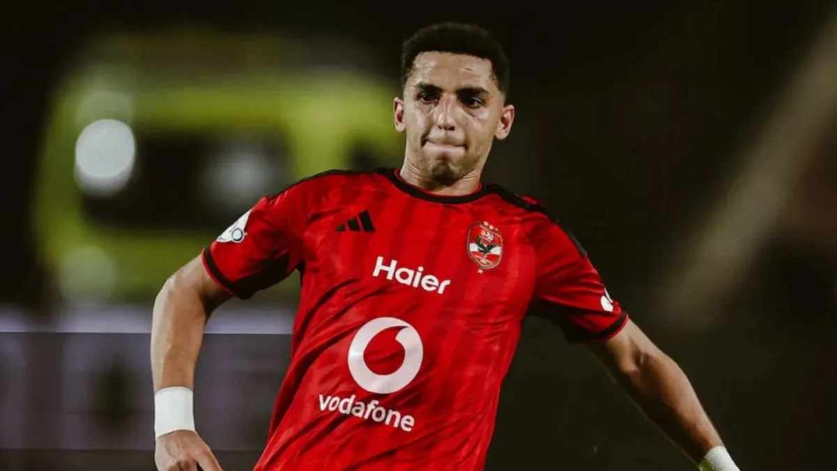 بعد إصابته.. هل يشارك أحمد نبيل كوكا في مباراة الأهلي وأبو قير للأسمدة؟