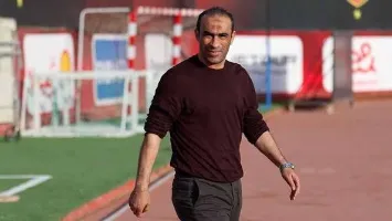 مدافع منتخب مصر يعود لرادار الأهلي بعد استبعاده في الصيف الماضي