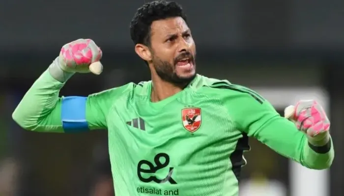 سعد سمير ومحمد بركات يدافعان عن الشناوي: ليس منتهيًا وعنصر أساسي في منتخب مصر