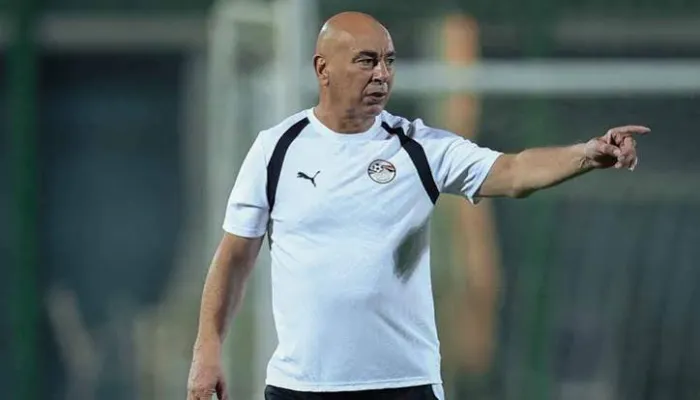 كيف حول حسام حسن دعم الأهلي من "التكريم" لـ "الهجوم والانتقاد" في 76 يومًا فقط؟
