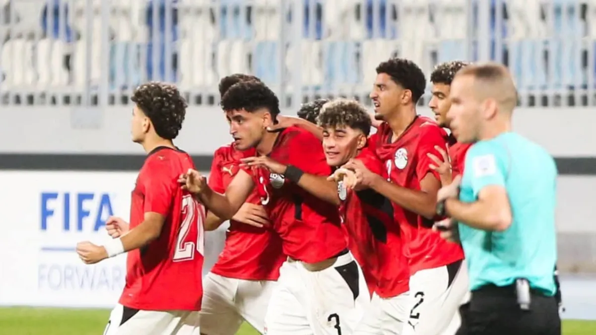 ثنائي منتخب الشباب يخطف أنظار عموتة