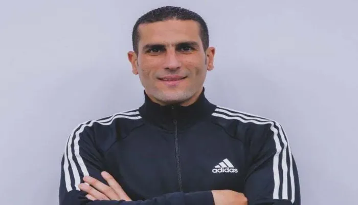 فيديو وصور | كيف يساعد الحكم محمود ناجي الزمالك للفوز بالمباريات؟