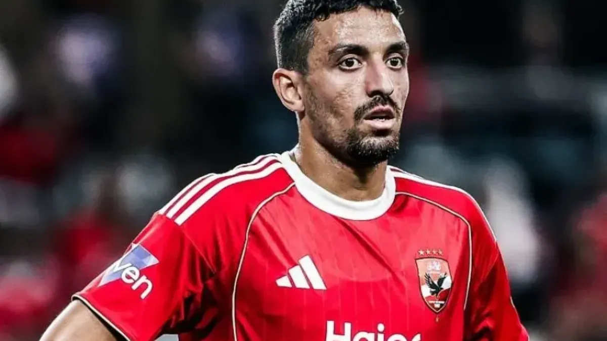 اللاعبون توقعوا استبعاده.. كواليس مفاجئة في خروج طاهر محمد طاهر من قائمة مباراة الأهلي والمقاولون